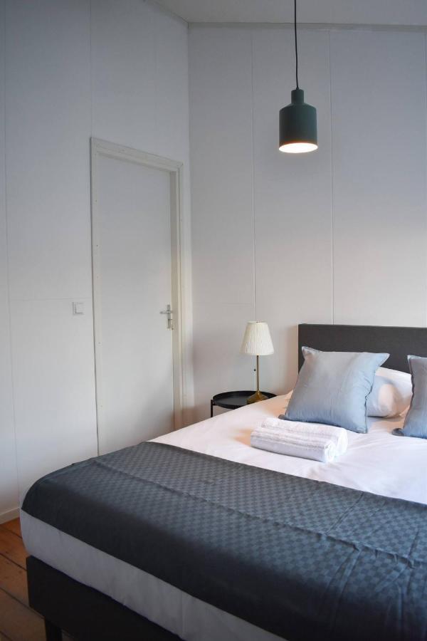 Private 4P Top Floor - Hostel Apartment Amsterdam Bagian luar foto